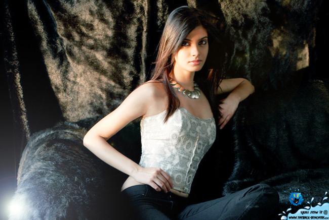 Diana Penty photos large