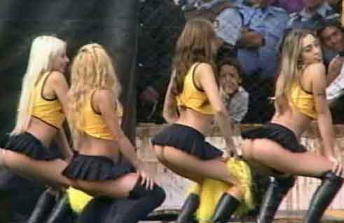 IPL T20  Hot and Sexy Cheerleader Girls Pictures 2011